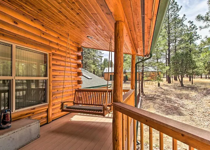 Family Game Room: Spacious *